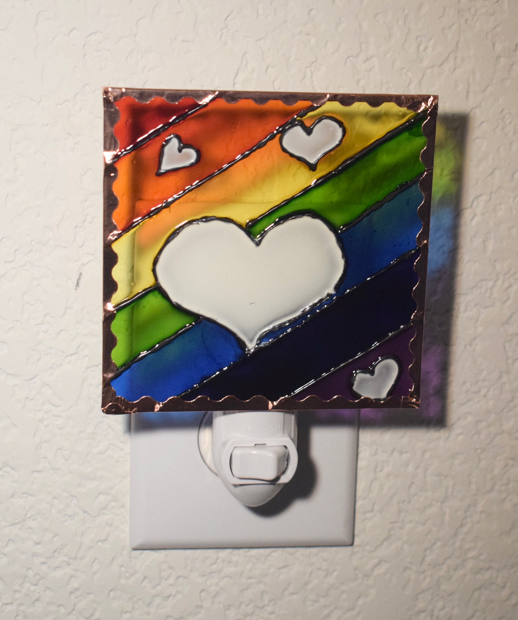 Painted Glass Nightlight - Rainbow Love (White Hearts)