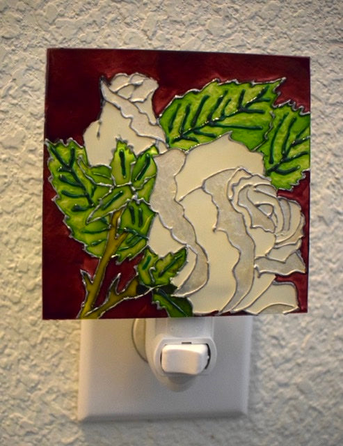 Painted Glass Nightlight - White Roses (Burgundy Background)